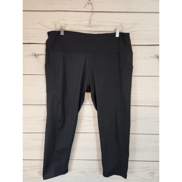 Beverly Hills Polo Club Women's Black‎ Solid Mid Rise Cropped Leggings Size XL - Picture 1 of 7